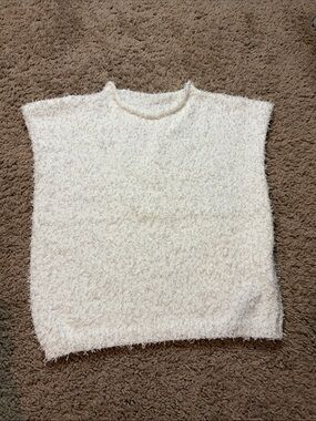 Cozy Ivory Textured Knit Sleeveless Top